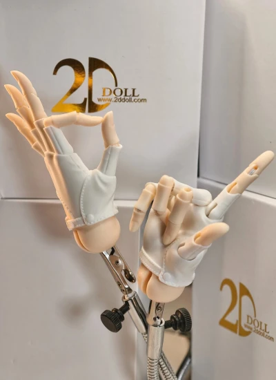 ドール用関節ハンド 手袋関節ハンド バイク手袋 ホワイト ブラック 男の子用 68cm/73cm/75cm/78cmサイズ用 球体関節人形用 BJDDOLL