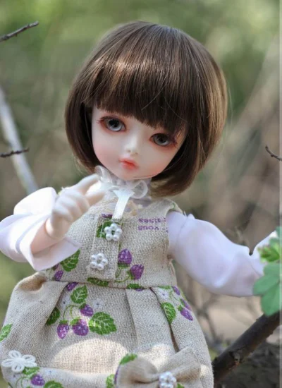 球体関節人形 27cm人形  Strawberry  女の子 （開く目）