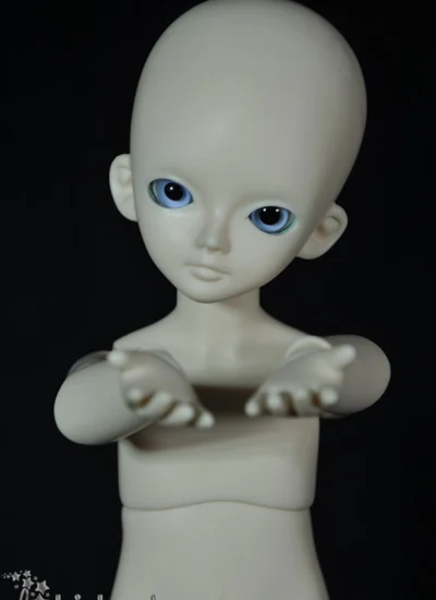 球体関節人形 27cmボディ　 女の子