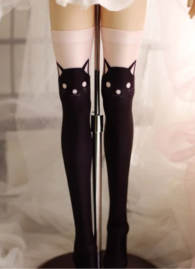 ドール靴下 SDサイズ人形通用 ニ―ソックス　　黒色/ピンク色あり