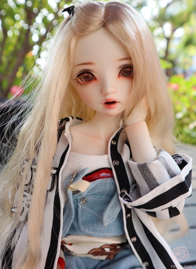 BJD ドール本体 Tina 女の子 42.5cm 球体関節人形