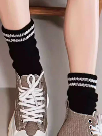 ドール用靴下 ブラック ホワイト ID75サイズ人形用 BJD