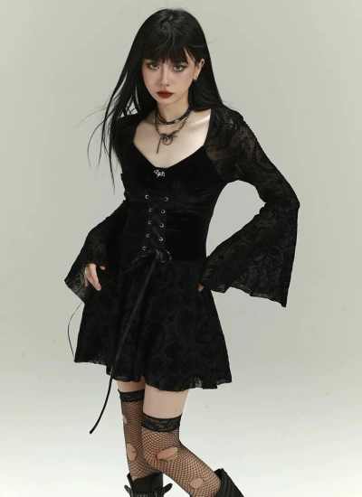 【ワンピース】ハロウィン ダークゴシック フレアスリーブ レースワンピース  黒のリトルブラックドレス  大人セクシー ブラック