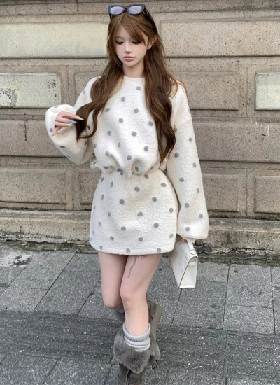 【2点セット】水玉柄 ボアスウェット&ハイウエストAラインスカート 2点セット 韓国風 ゆったり 長袖 カジュアル 大人可愛い